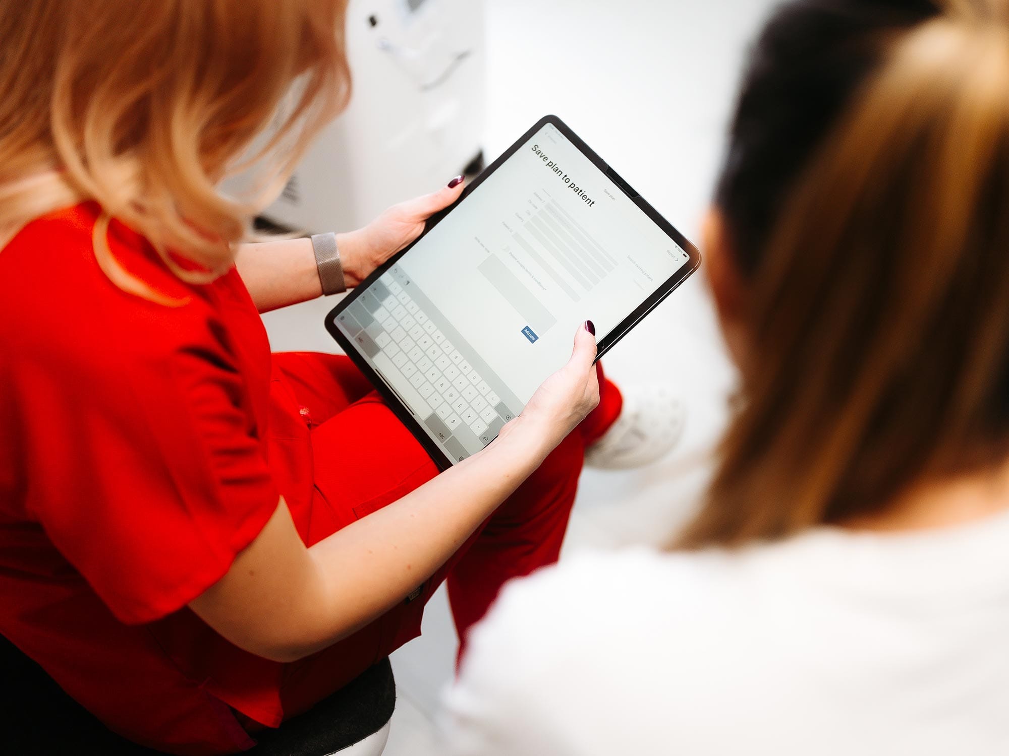 consultatia partea esentiala a conceptului bespoke beauty la Episculpt Beauty Sibiu