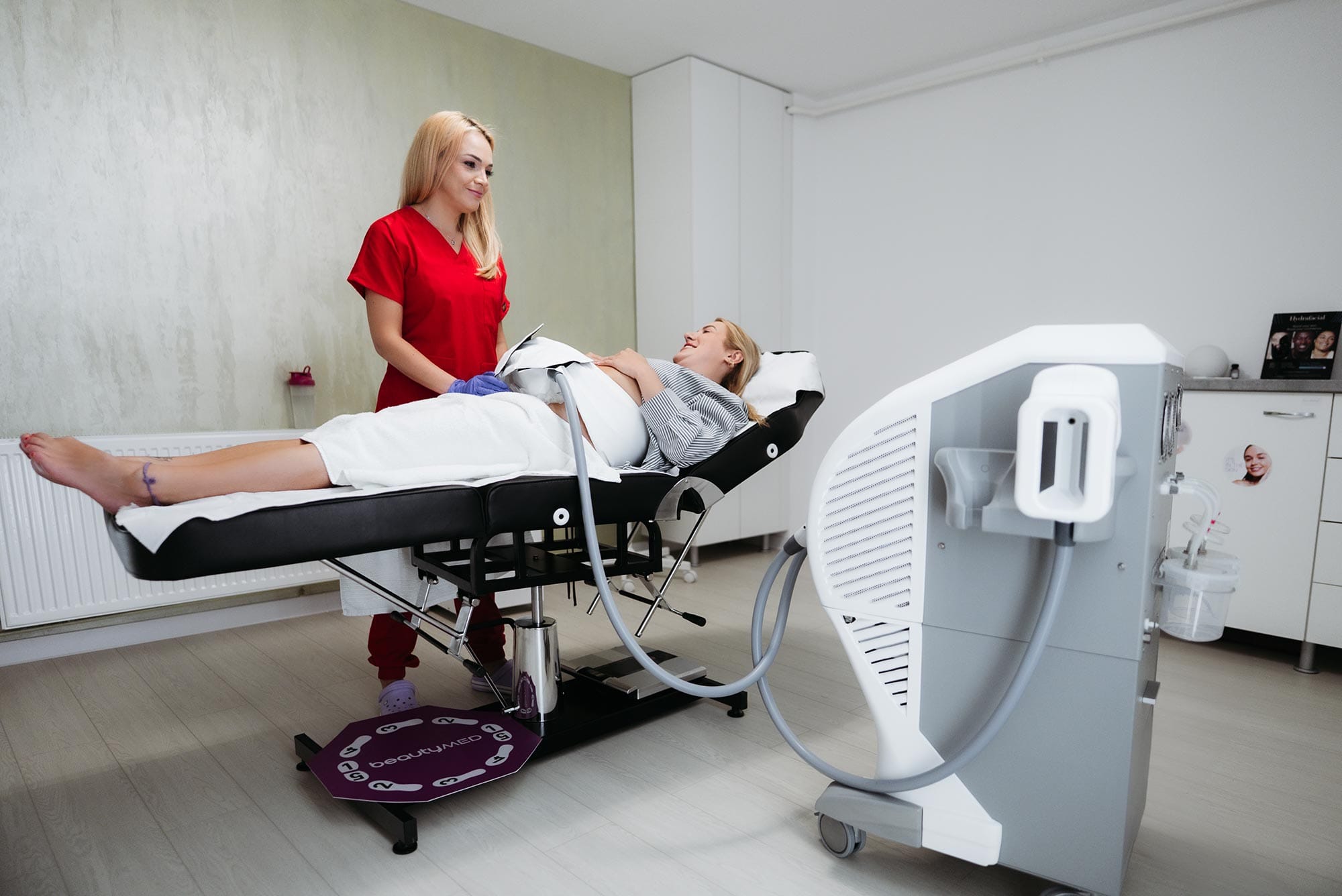 pacient tratamente de remodelare corporala prin intermediul criolipolizei